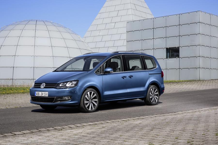  Volkswagen Sharan 2015 года  (фото 16 из 29)